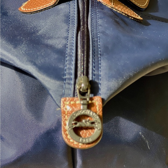 Longchamp Navy Le Pliage M - modèle depose - Picture 12 of 14